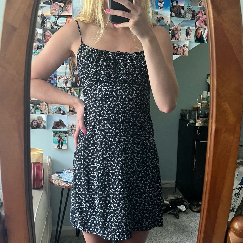 Brandy Melville Dress